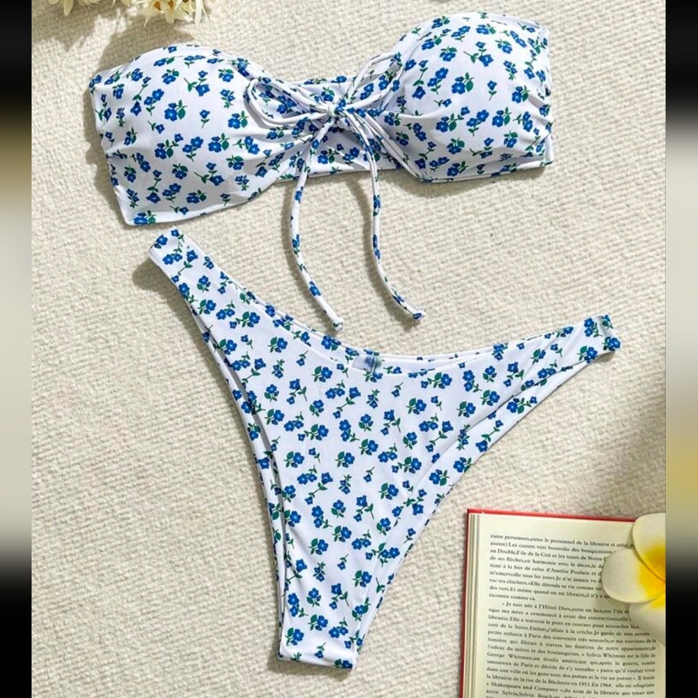 Women's White and Blue Floral Bikini